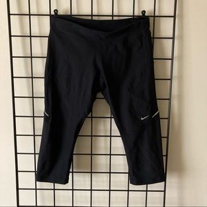 Nike DriFit Capri leggings